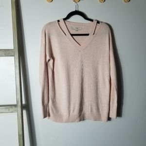 LOFT WOMEN'S PEACHY PINK AND WHITE V-NECK SWEATER SIZE MEDIUM PETITE
